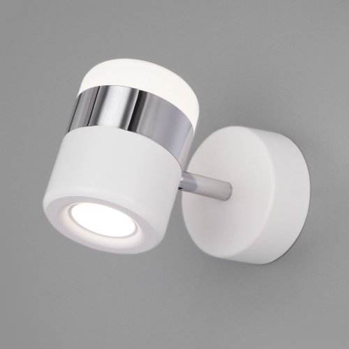Светодиодный спот Eurosvet Oskar 20165/1 LED хром/белый Светодиодный спот Eurosvet Oskar 20165/1 LED хром/белый