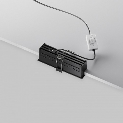 Точечный светильник Maytoni Basis DL066-12W3-6K-B